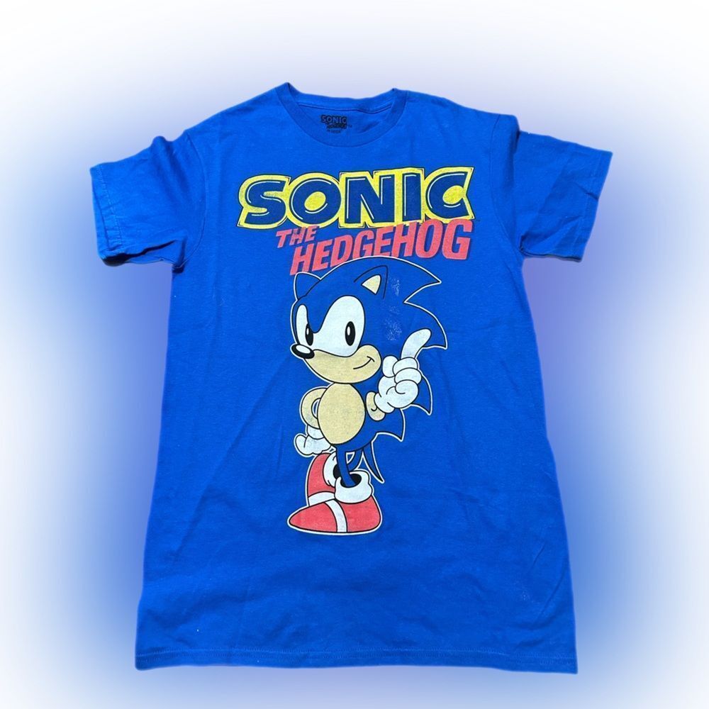 Sonic The Hedgehog T-shirt NWOT